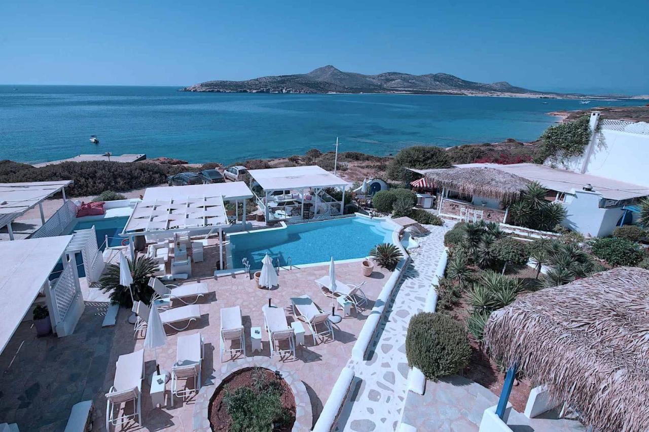 Blue Dolphin Antiparos Villas And Suites Agios Georgios  Bagian luar foto