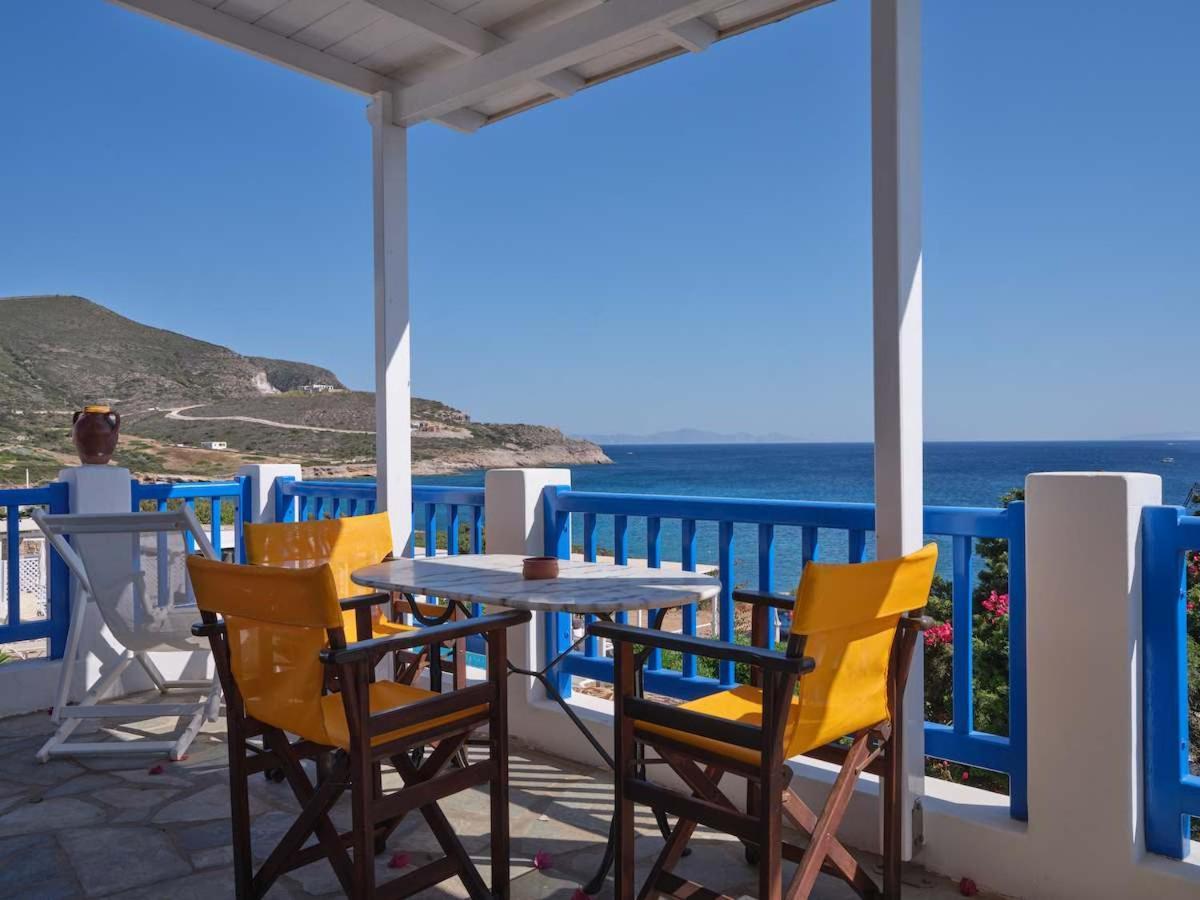 Blue Dolphin Antiparos Villas And Suites Agios Georgios  Bagian luar foto
