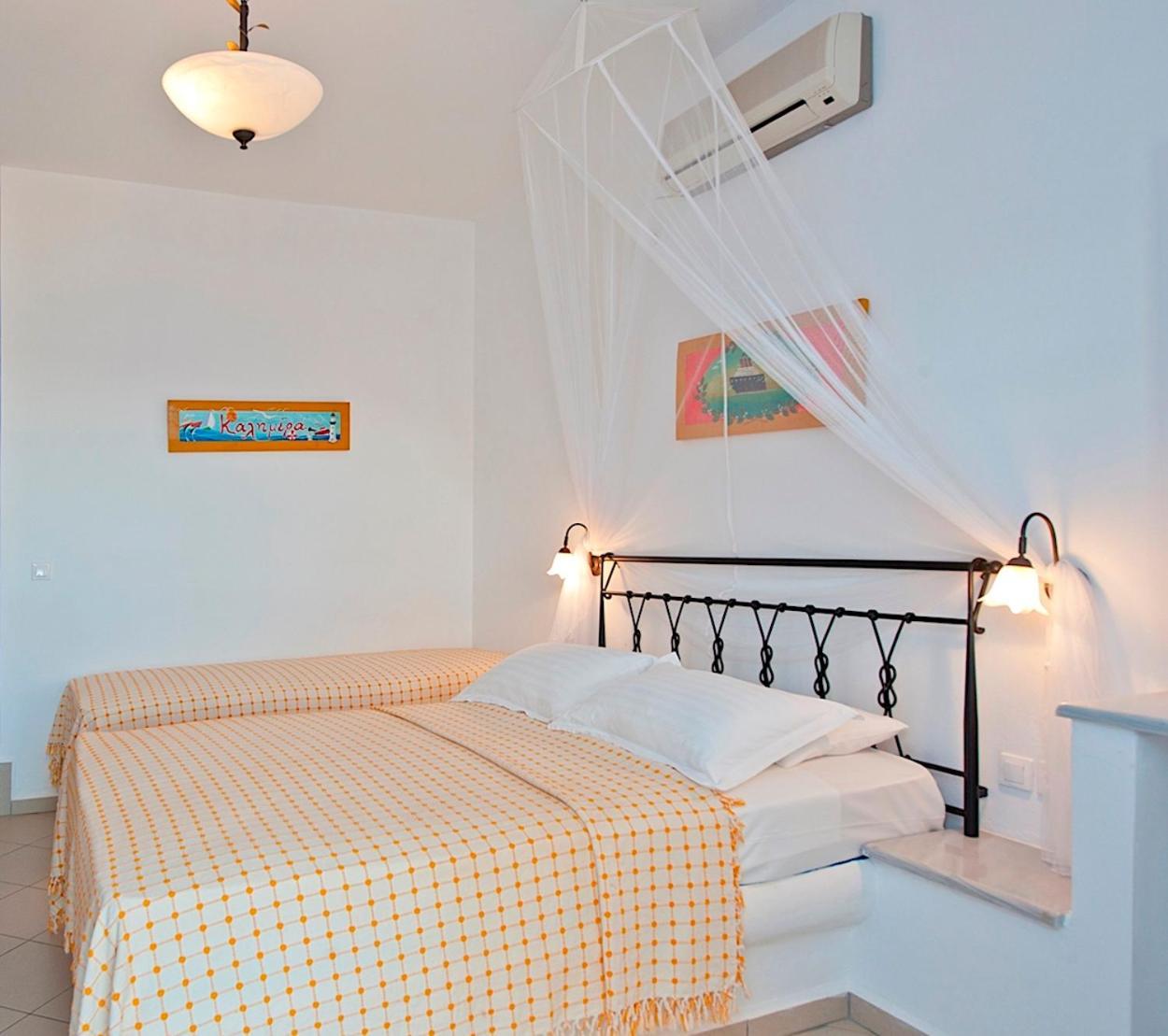 Blue Dolphin Antiparos Villas And Suites Agios Georgios  Bagian luar foto