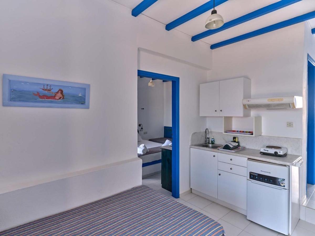 Blue Dolphin Antiparos Villas And Suites Agios Georgios  Bagian luar foto