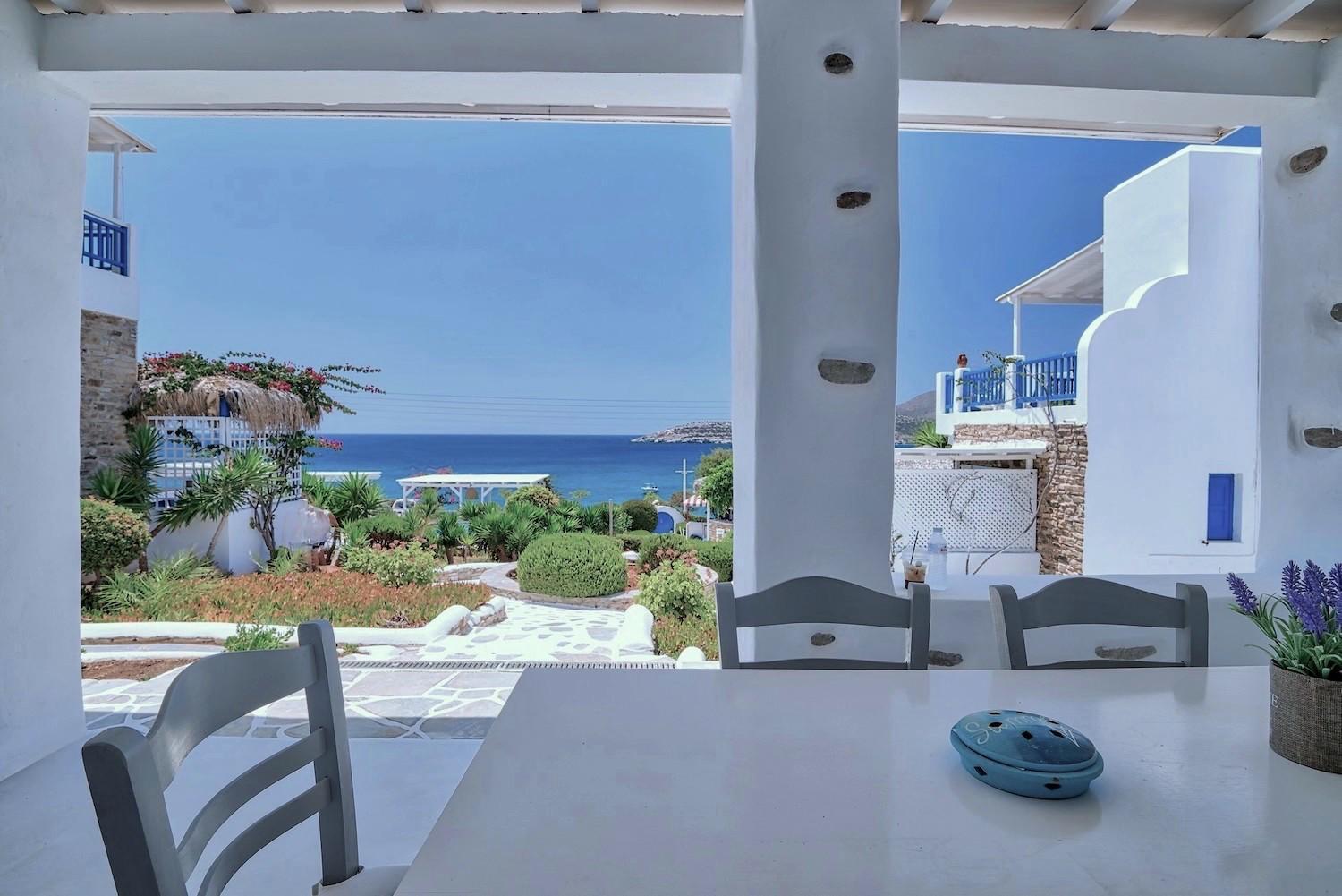 Blue Dolphin Antiparos Villas And Suites Agios Georgios  Bagian luar foto