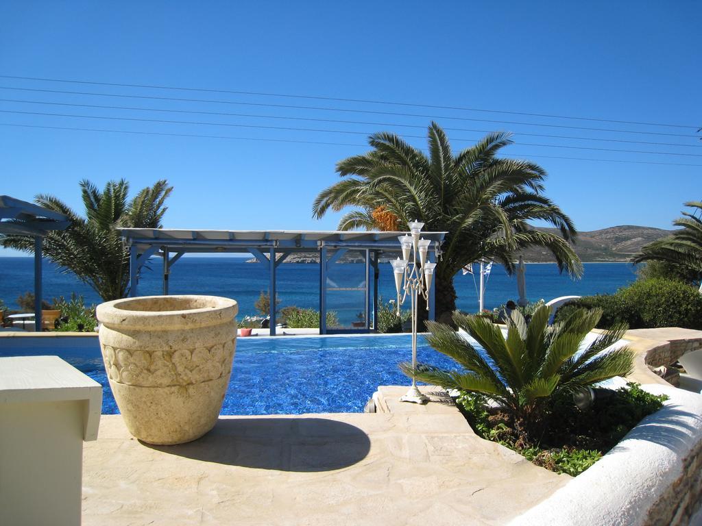 Blue Dolphin Antiparos Villas And Suites Agios Georgios  Ruang foto