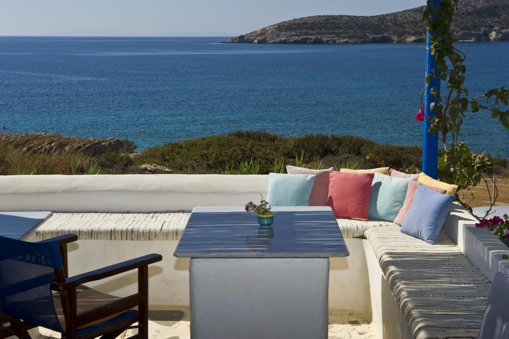 Blue Dolphin Antiparos Villas And Suites Agios Georgios  Bagian luar foto
