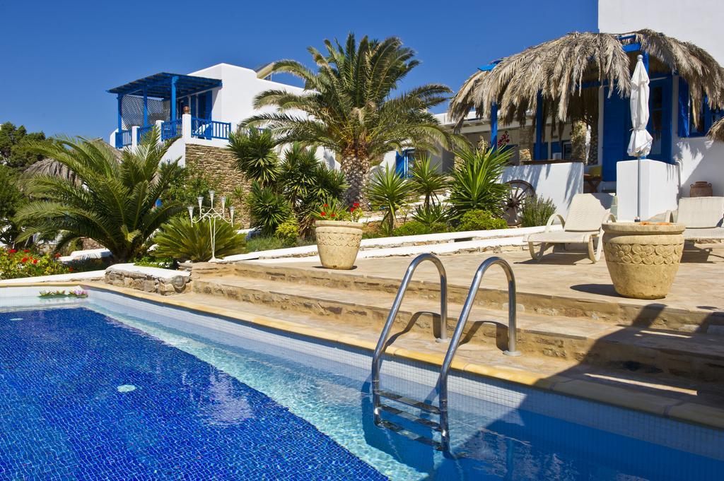 Blue Dolphin Antiparos Villas And Suites Agios Georgios  Bagian luar foto